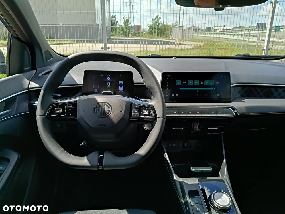 MG MG3 1.5 HEV+ Exclusive - 14