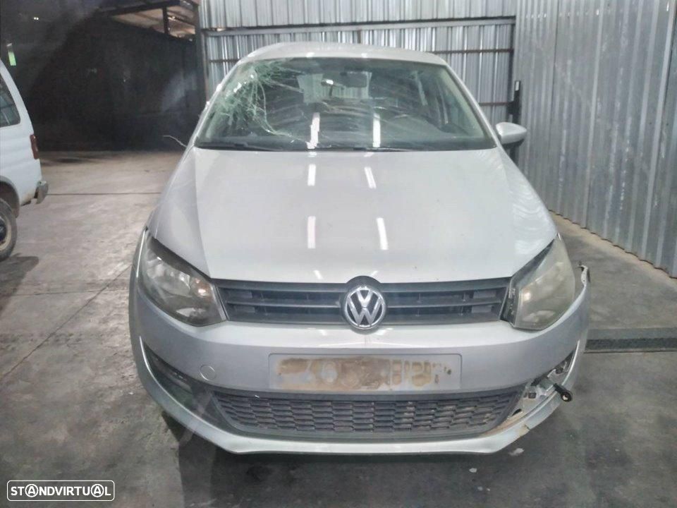 REFORÇO PARA-CHOQUES TRASEIRO VOLKSWAGEN POLO V 6R1 - 1