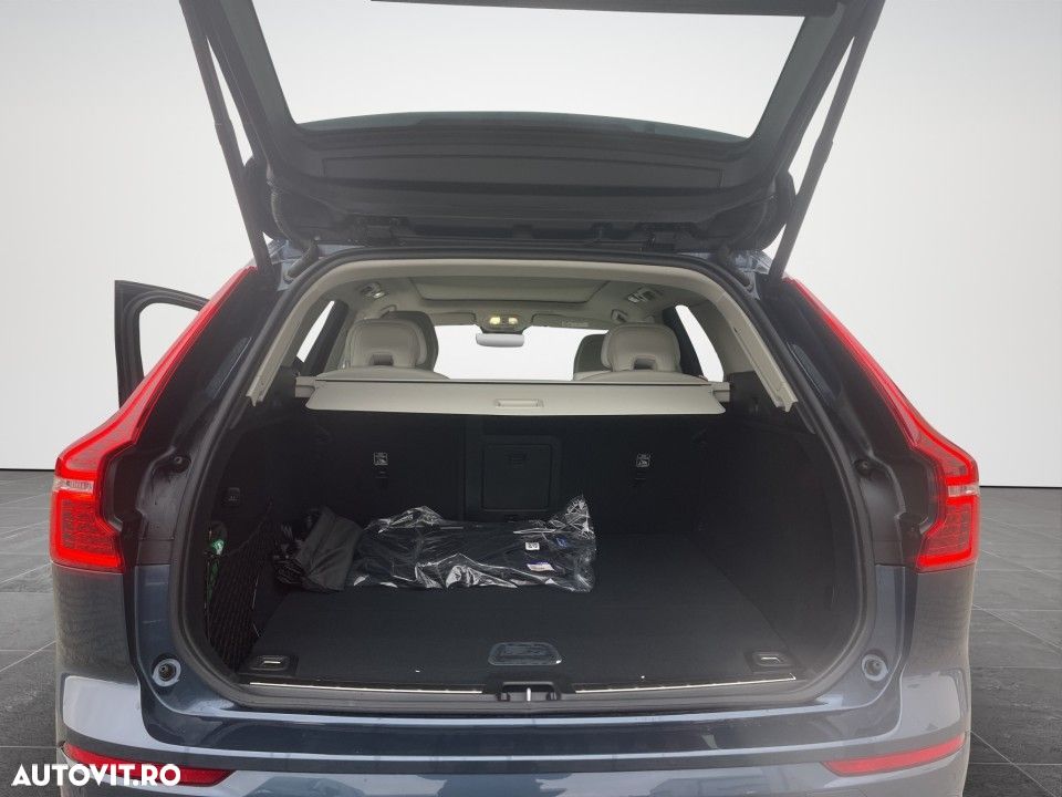 Volvo XC 60 T8 AWD AT PHEV Plus Bright - 17