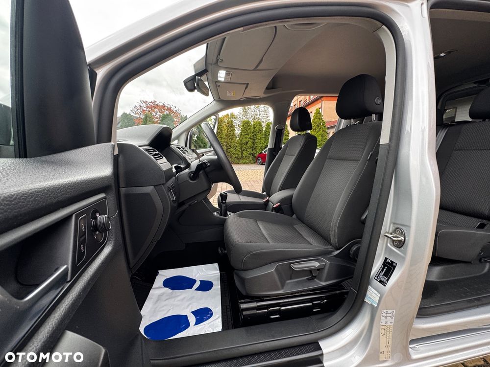 Volkswagen Caddy 2.0 TDI Highline - 22