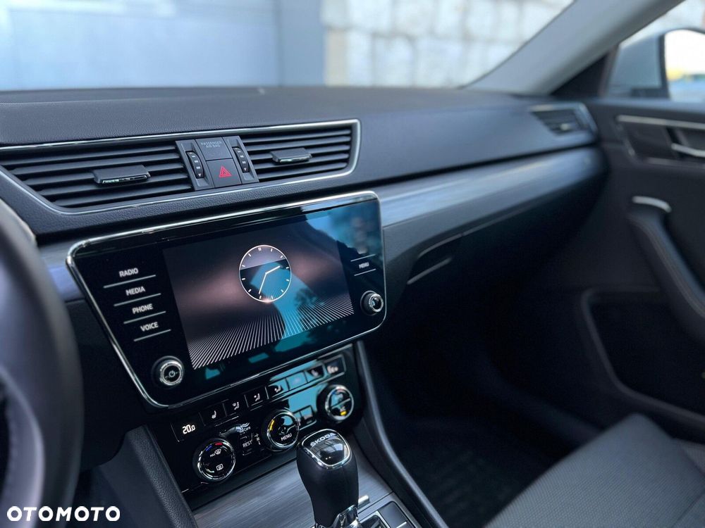 Skoda Superb 1.4 TSI Plug-In Hybrid Style DSG - 11