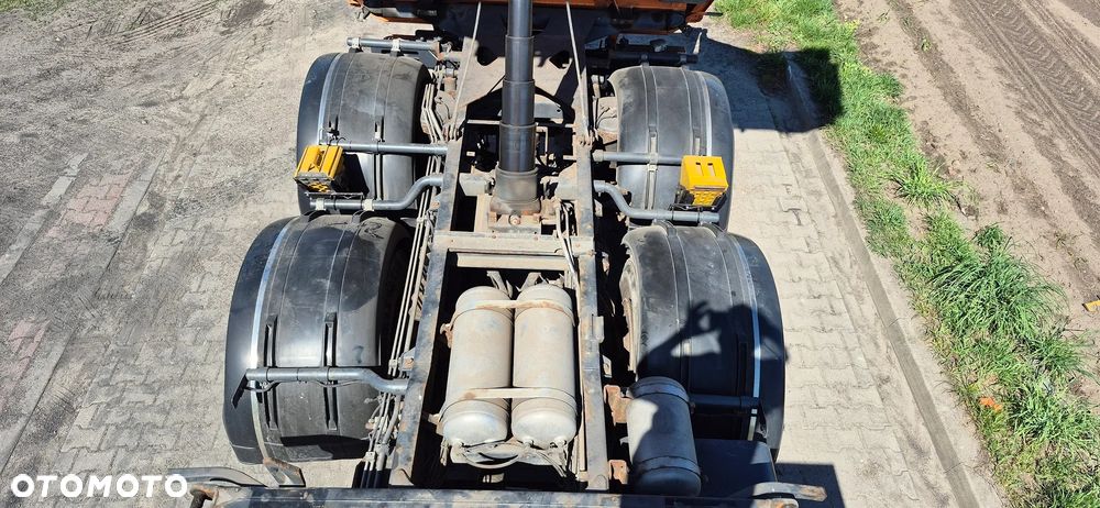 Iveco Trakker 410 6x4 na przednie koła blokada mostów - 15