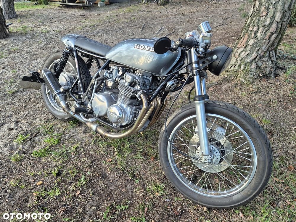 Honda CB - 8