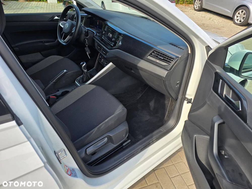 Volkswagen Polo - 11