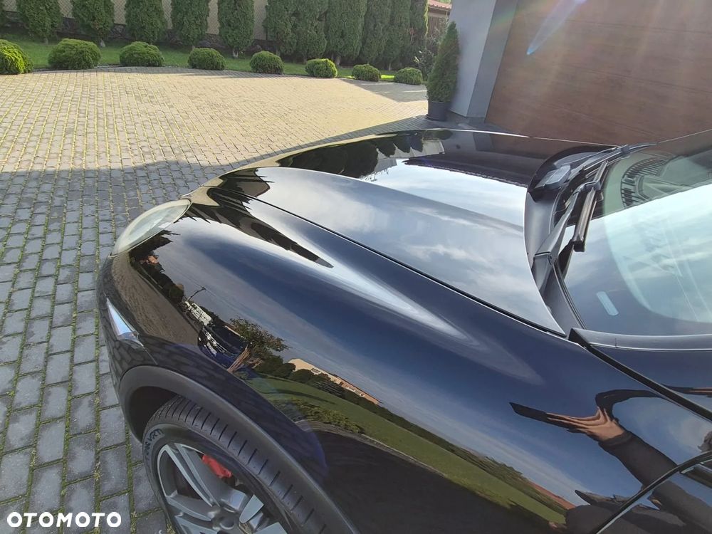 Porsche Cayenne - 12