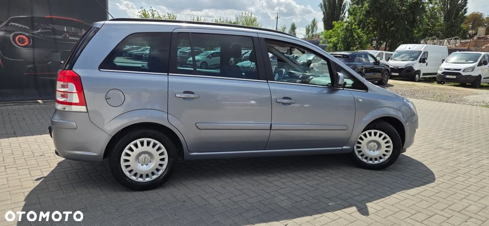 Opel Zafira 1.8 Selection - 17
