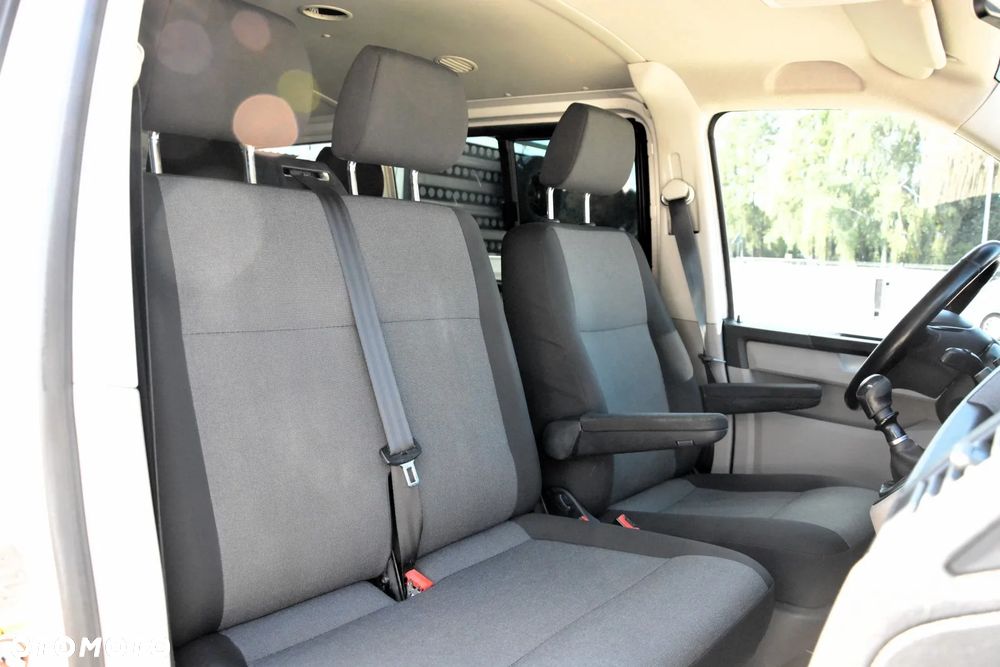 Volkswagen Transporter T6 TDI L2H1 - 15