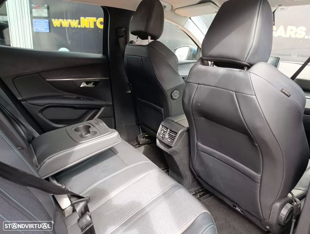 Peugeot 3008 1.6 Hybrid Allure e-EAT8 - 15