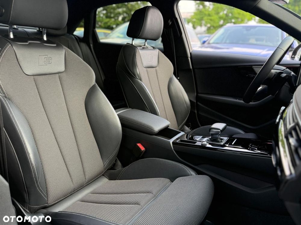 Audi A4 Limousine - 19