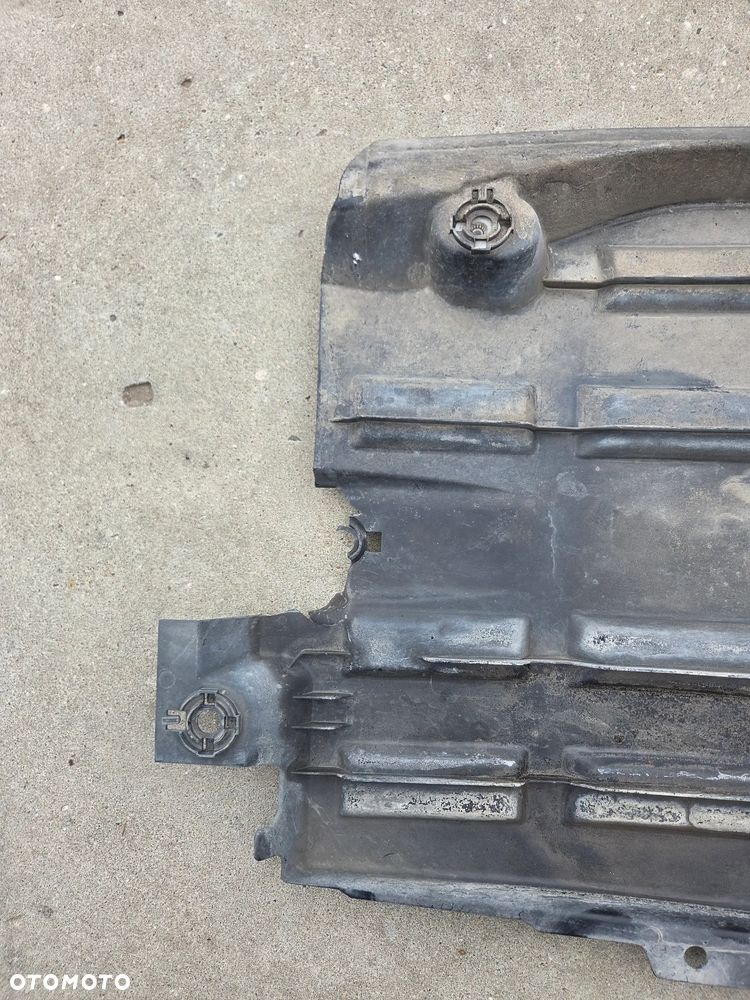 Osłona płyta podwozia prawa Peugeot 208 II 9823547580 - 9