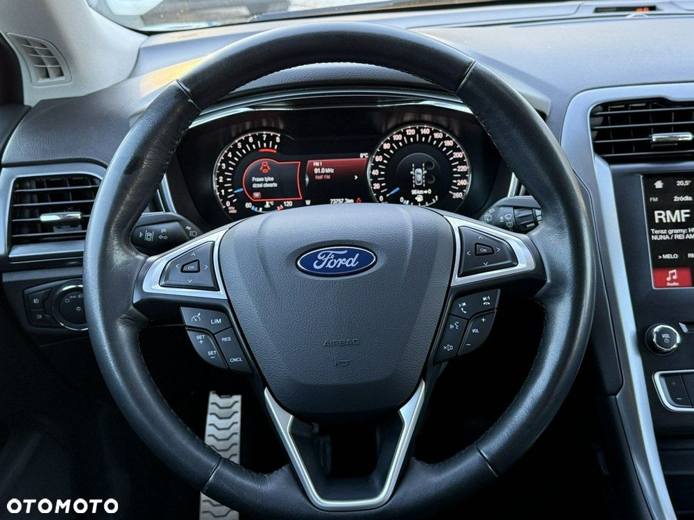 Ford Mondeo - 23