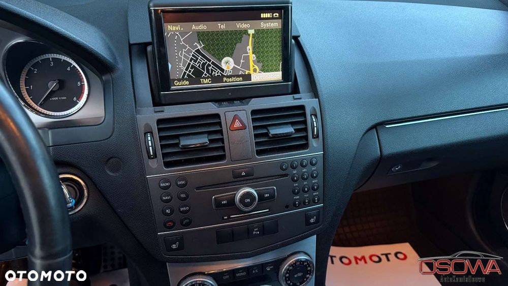 Mercedes-Benz Klasa C 250 CDI 4Matic 7G-TRONIC Avantgarde Edition - 13