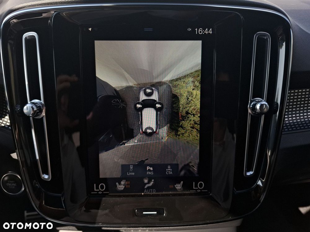 Volvo XC 40 - 26