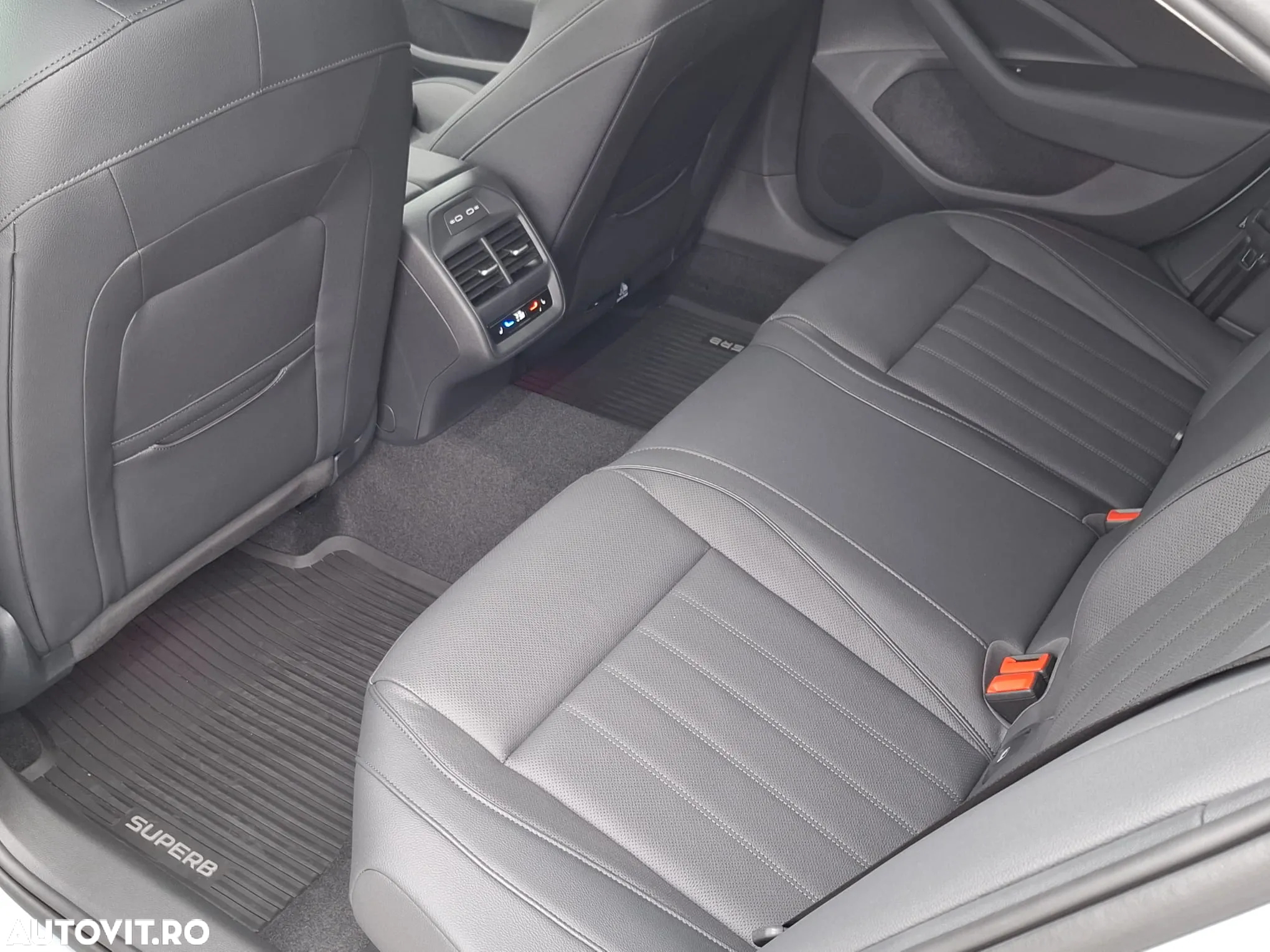 Skoda Superb 2.0 TDI 193 CP 4x4 DSG Selection - 18