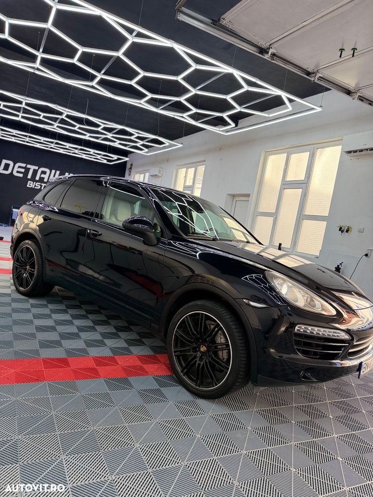 Porsche Cayenne 3.0TD TipTronic - 1