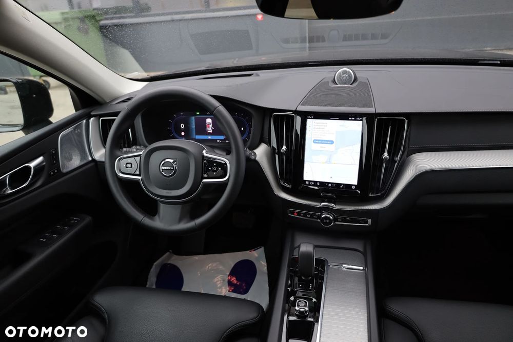 Volvo XC 60 B5 B AWD Ultimate Dark - 30