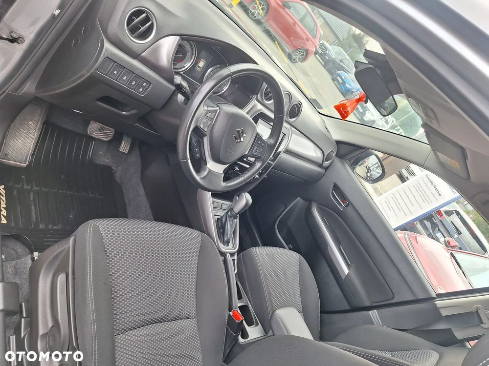 Suzuki Vitara 1.4 Boosterjet Premium 2WD - 9