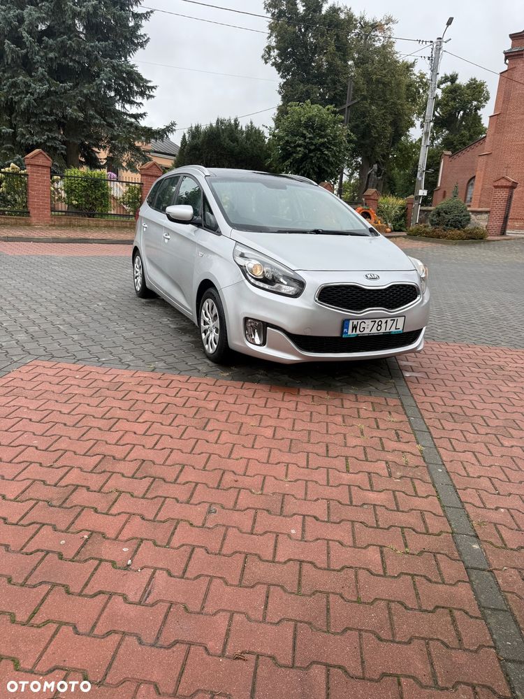 Kia Carens 1.7 CRDi 115 Dream Team Edition - 12