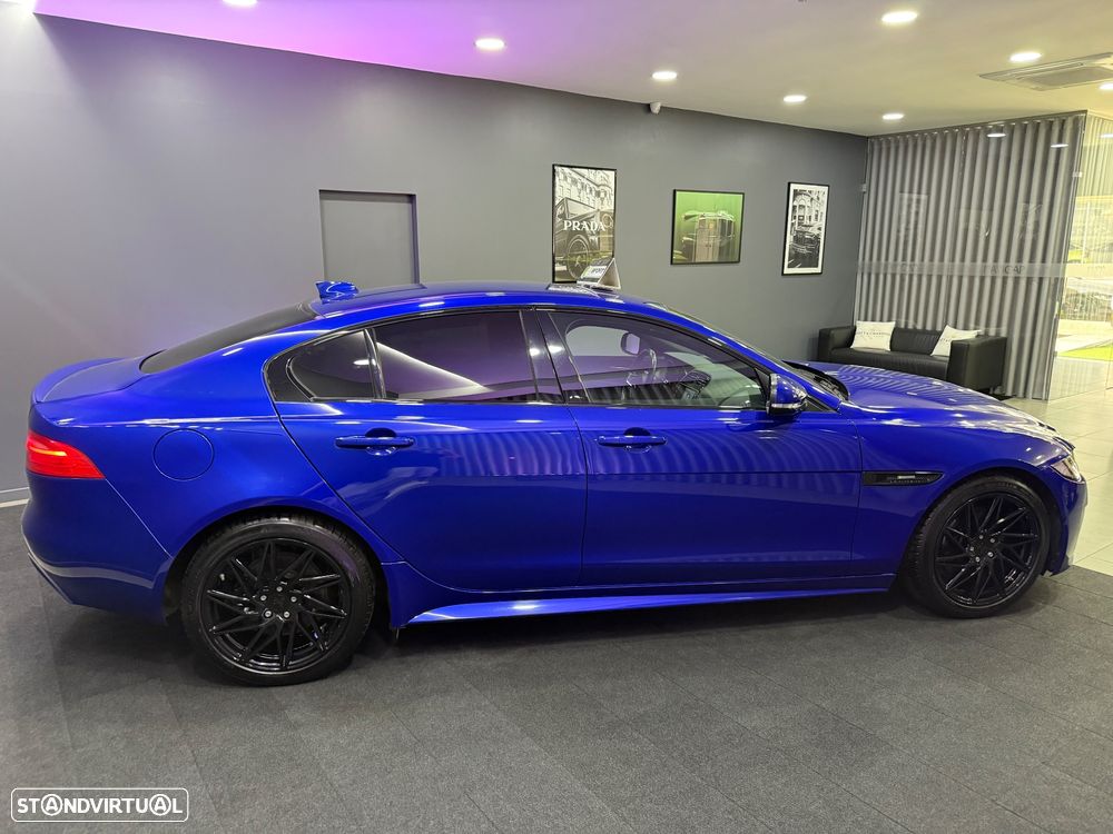 Jaguar XE 2.0 D R-Sport - 28