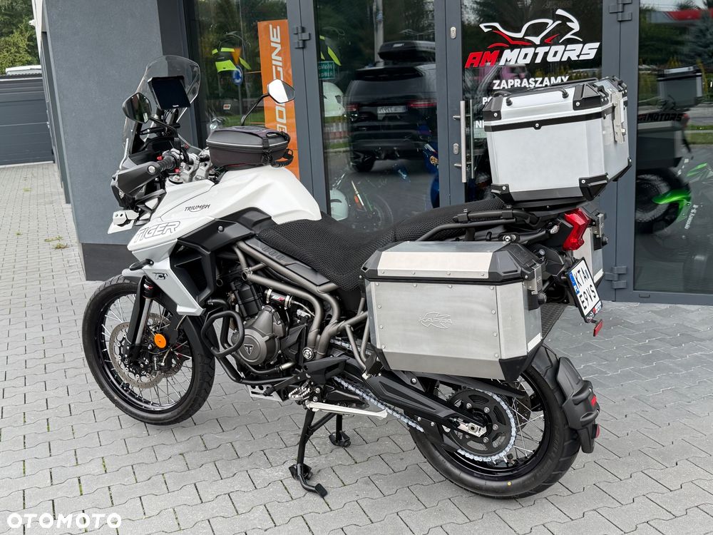 Triumph Tiger - 26