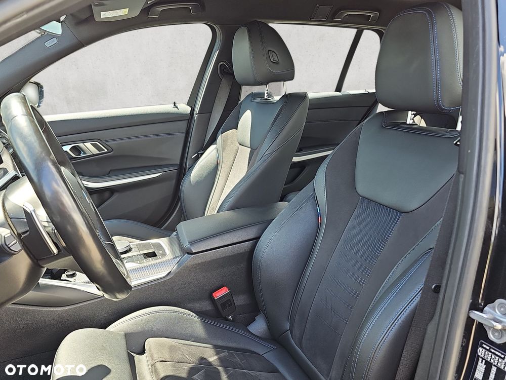 BMW Seria 3 - 12