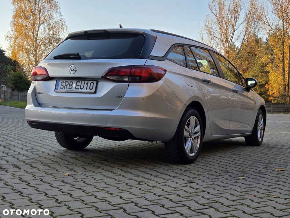 Opel Astra 1.6 CDTI Dynamic - 4