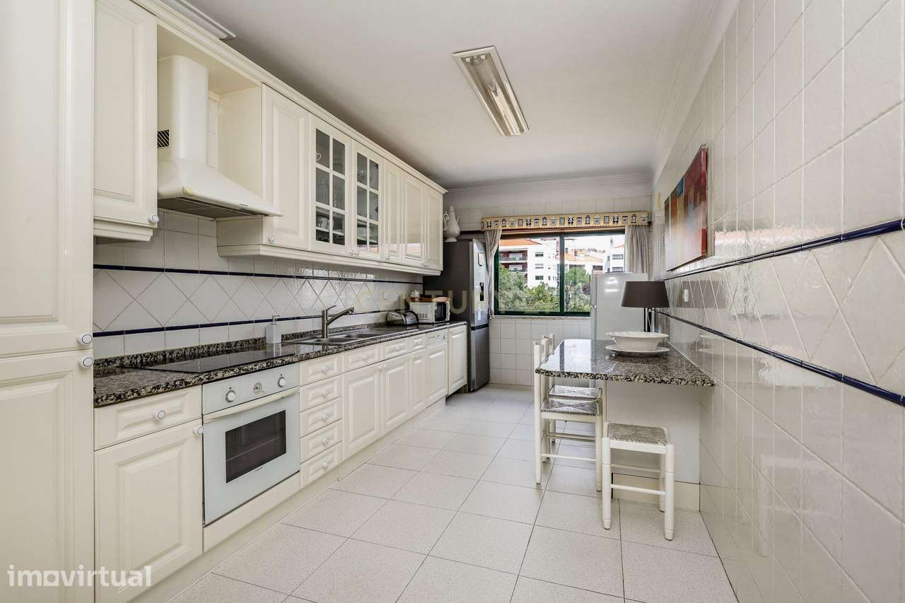 Apartamento T3 com box para arrendamento em Carnaxide - Grande imagem: 3/32