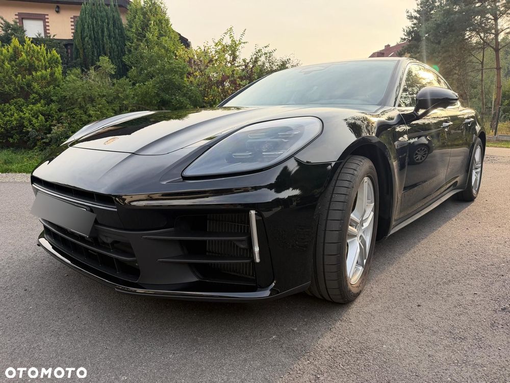 Porsche Panamera - 3