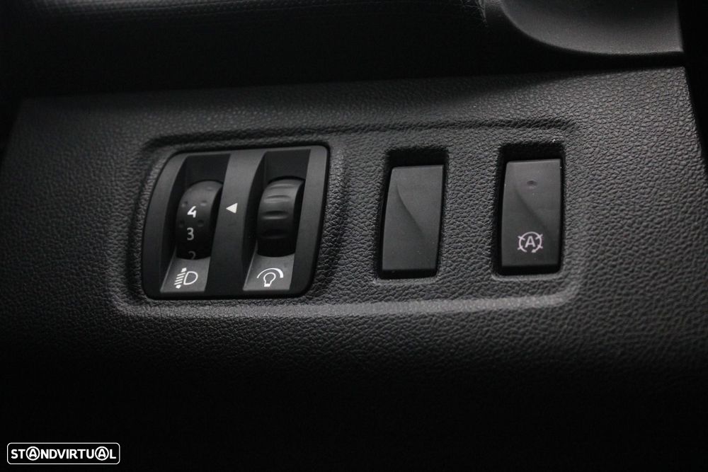 Renault Clio 1.5 dCi Zen — fotografia 13
