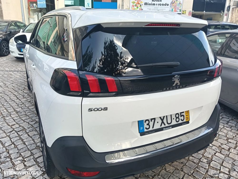 Peugeot 5008 1.5 BlueHDi GT Line J19 — fotografia 5