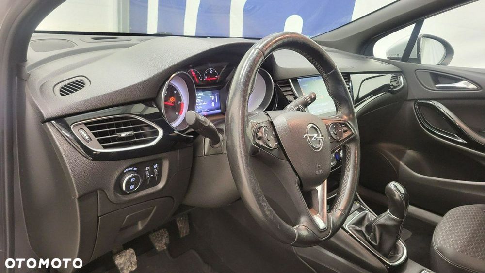 Opel Astra 1.6 CDTI Dynamic S&S - 12