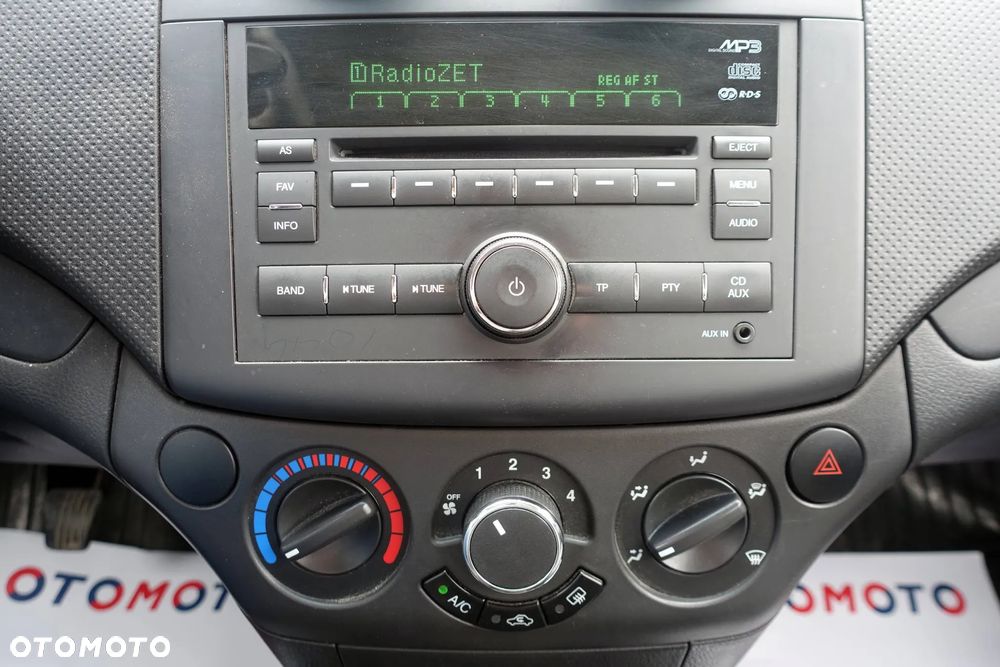 Chevrolet Aveo 1.2 - 16