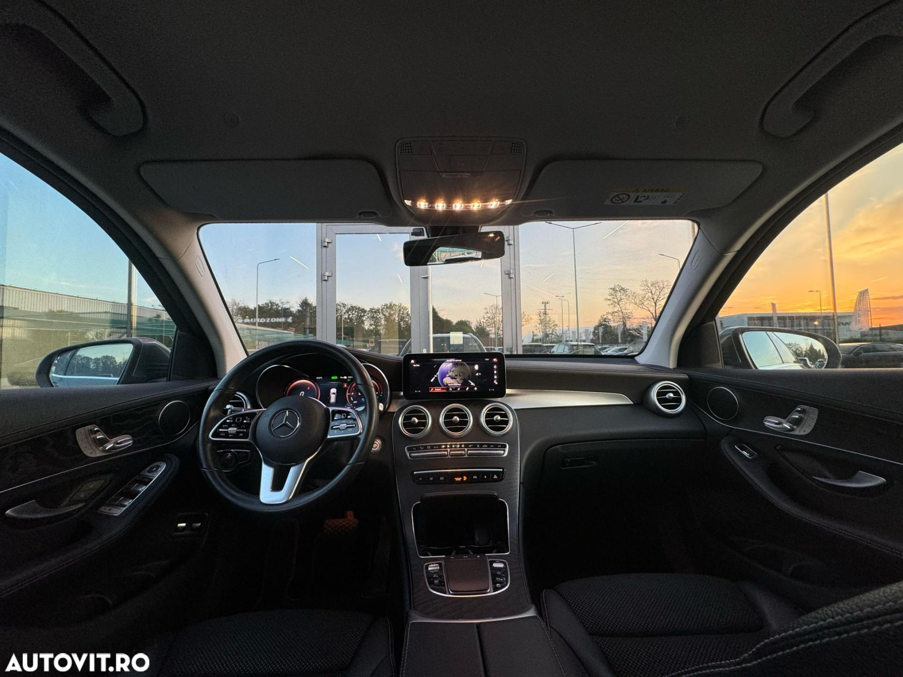 Mercedes-Benz GLC 300 e 4Matic 9G-TRONIC - 12