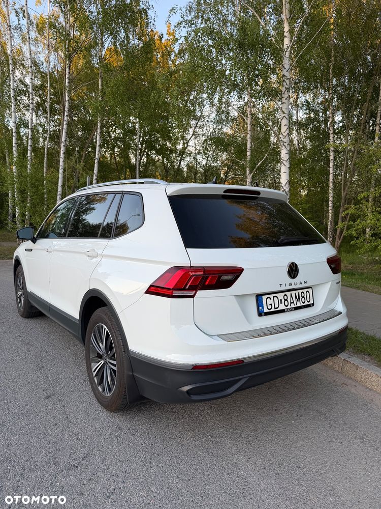 Volkswagen Tiguan Allspace 2.0 TSI 4Mot Life DSG - 5
