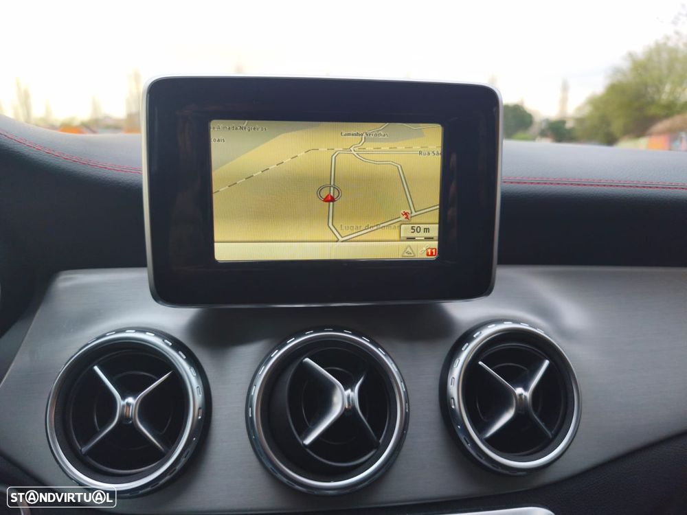 Mercedes-Benz GLA 200 (CDI) d 7G-DCT AMG Line - 23