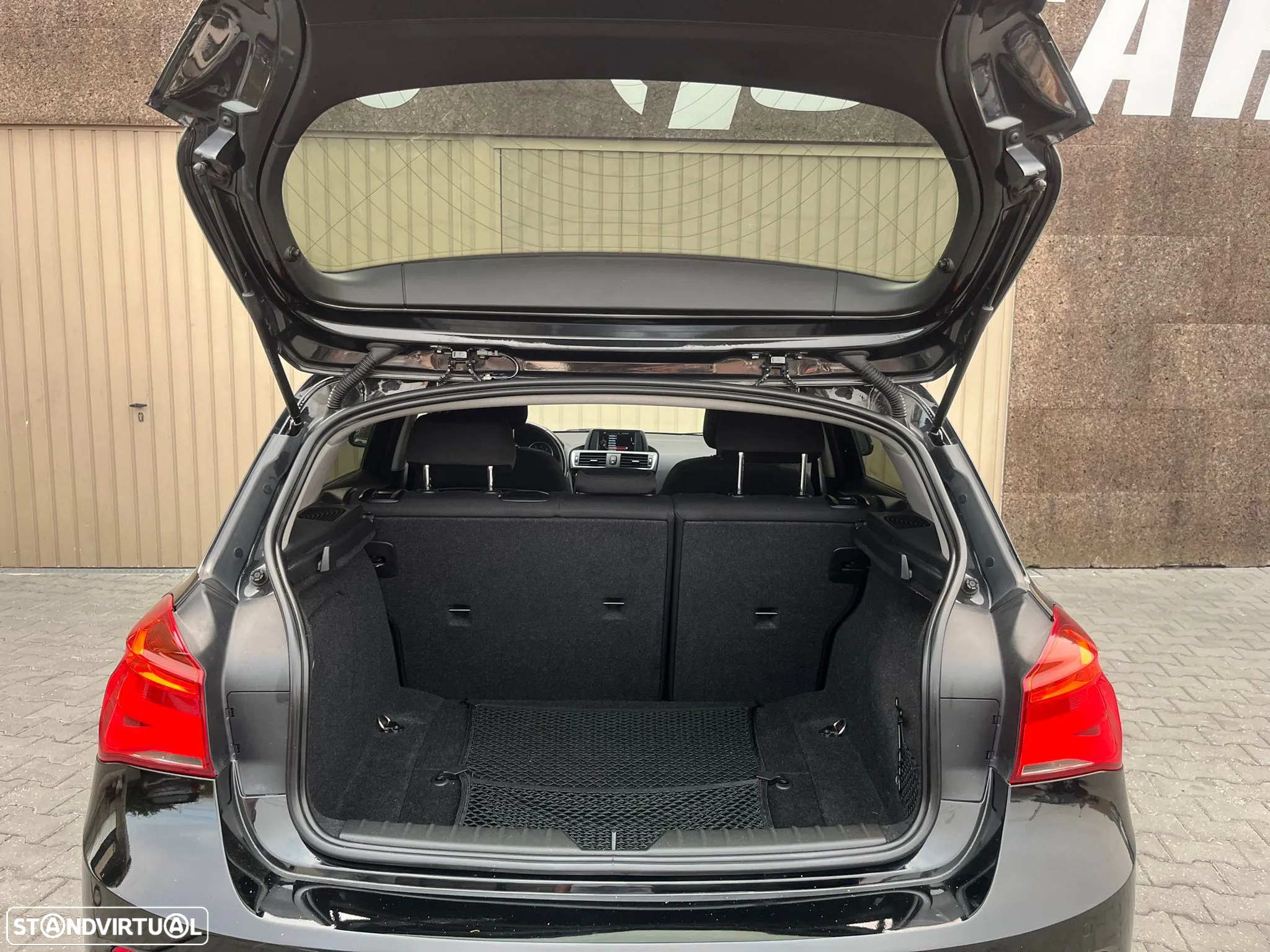 BMW 116 d EfficientDynamics - 9
