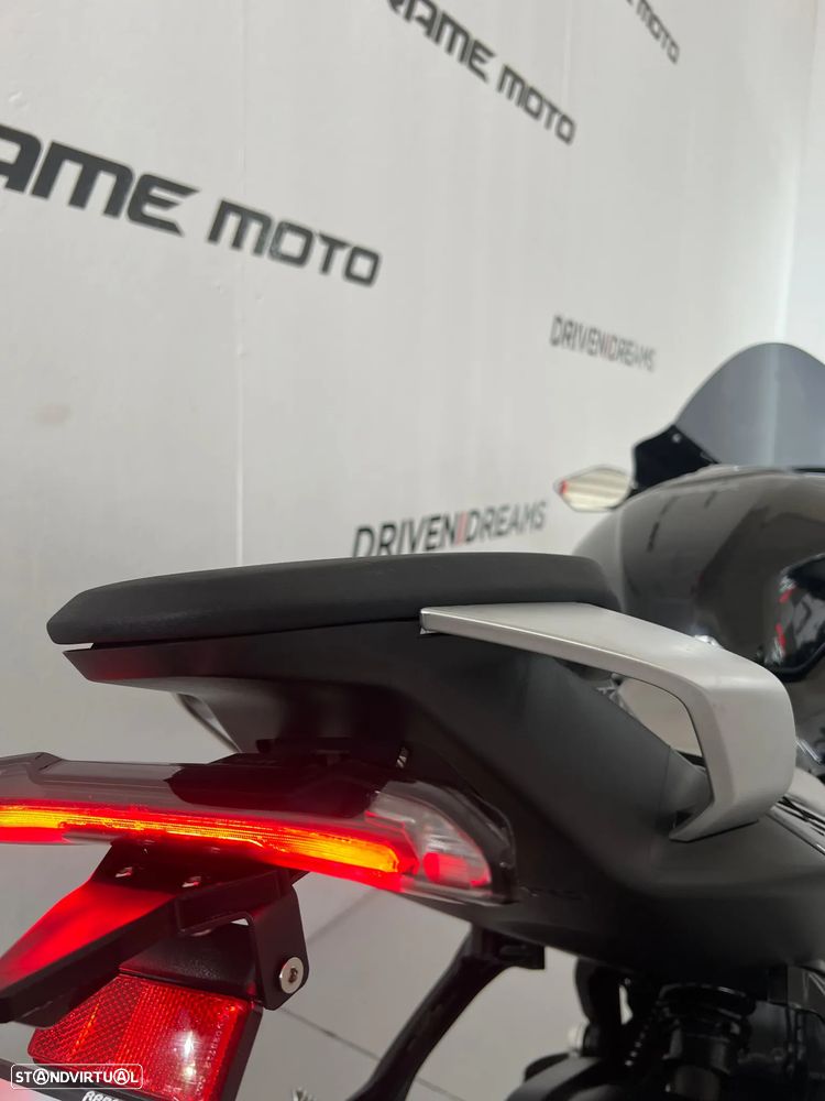 CF Moto 675SR-R - 22