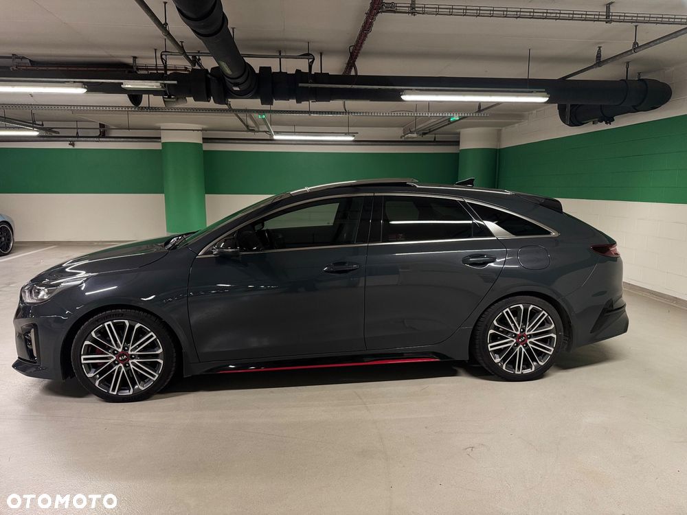 Kia ProCeed 1.6 T-GDI GT DCT - 2