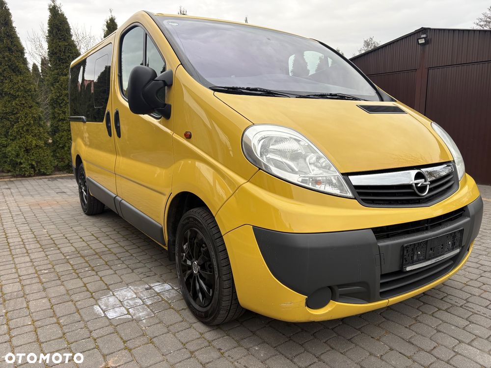 Opel Vivaro - 2