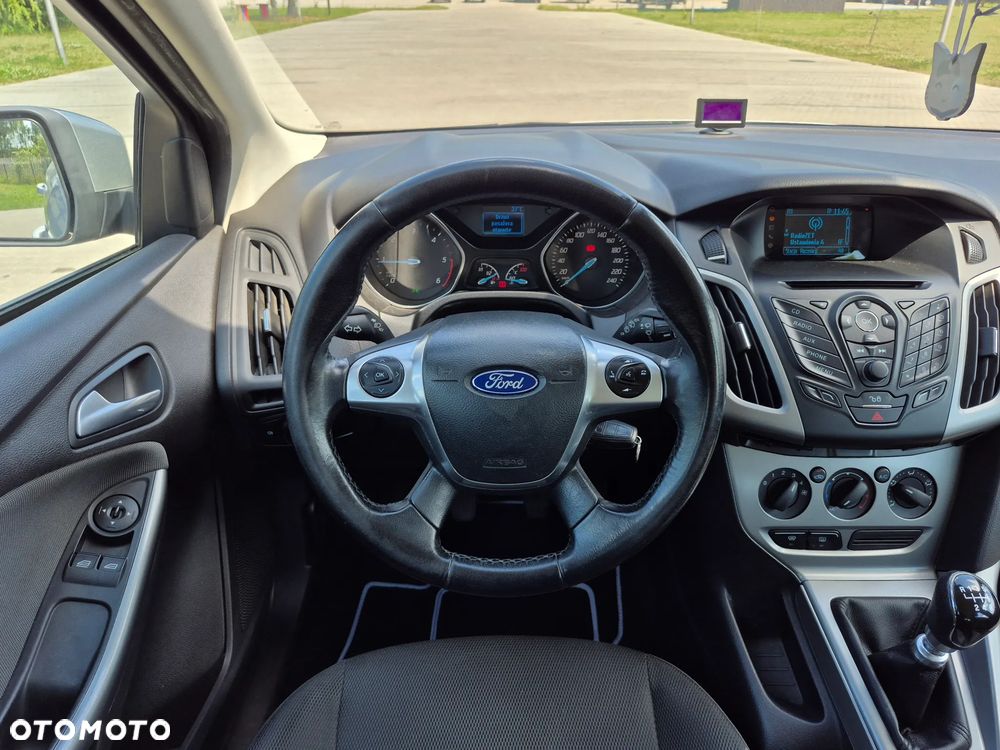 Ford Focus 1.6 TDCi Ambiente - 11