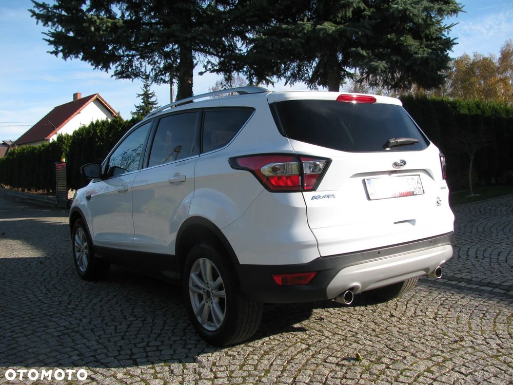 Ford Kuga 1.5 EcoBoost 2x4 Trend - 29