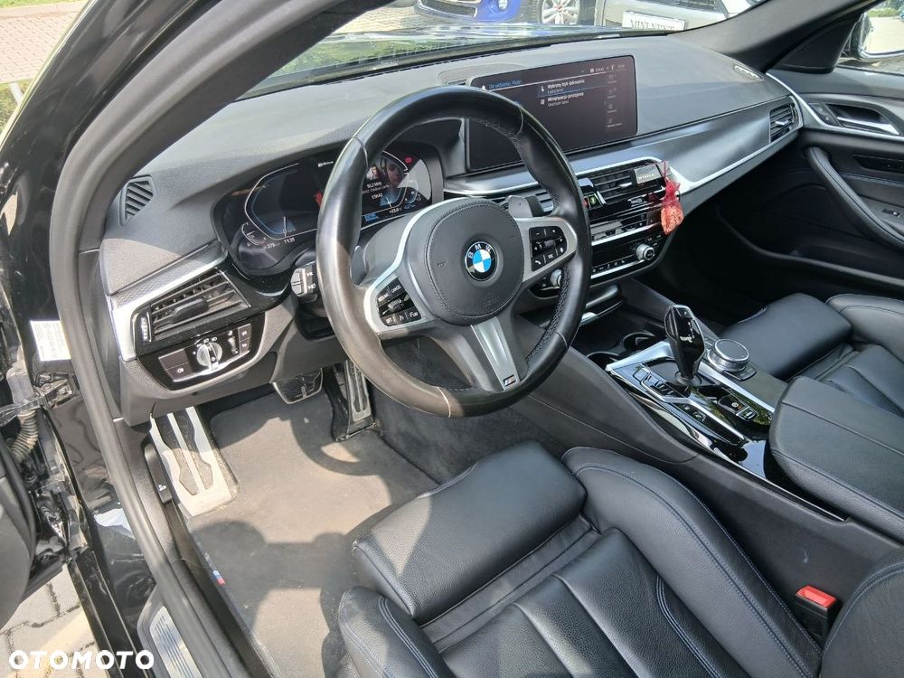 BMW Seria 5 530e M Sport sport - 12