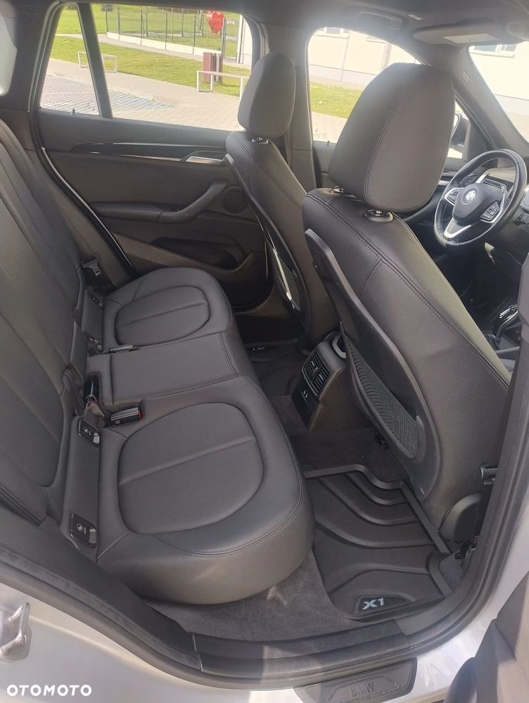 BMW X1 - 21