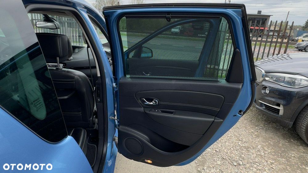 Renault Scenic - 32