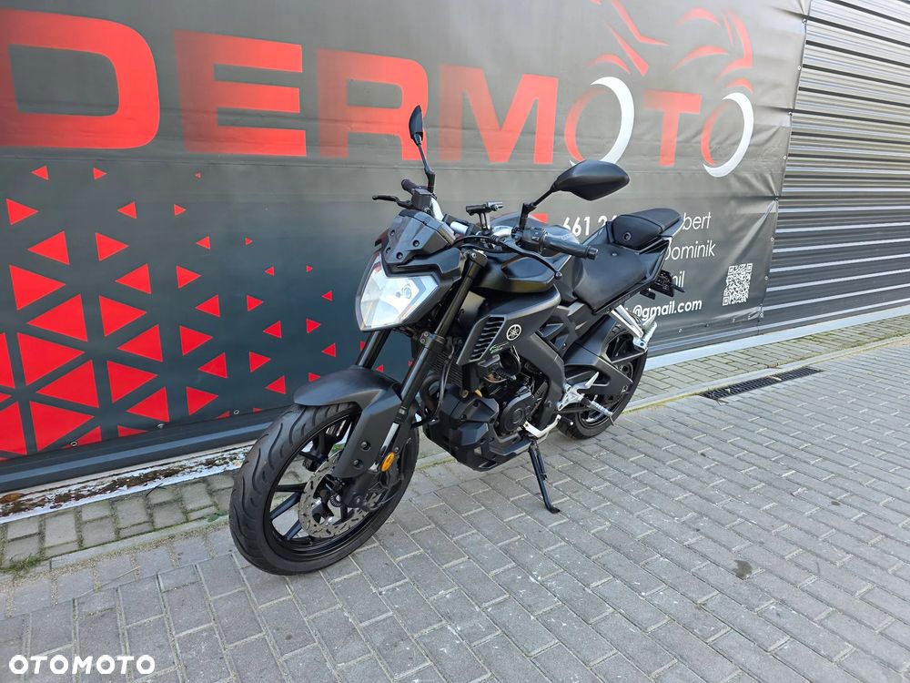 Yamaha MT - 28