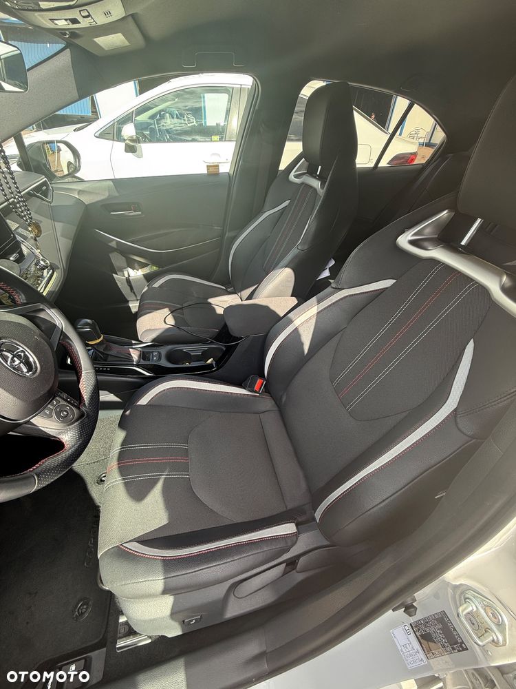 Toyota Corolla 1.8 Hybrid GPF GR Sport - 10