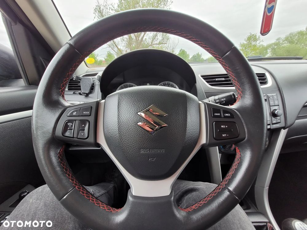 Suzuki Swift 1.2 Premium - 7