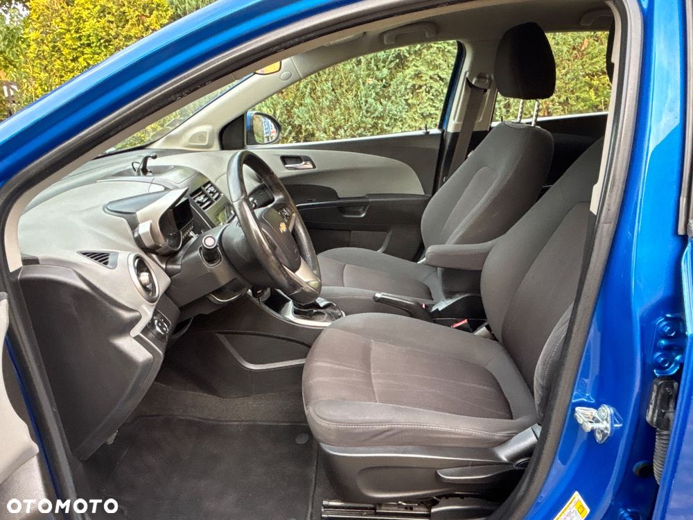 Chevrolet Aveo 1.6 LTZ S/S - 31