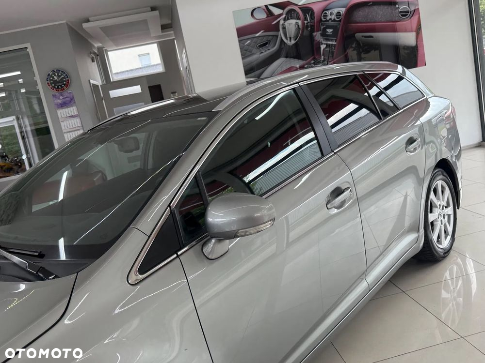 Toyota Avensis 2.0 D-4D Luna - 32