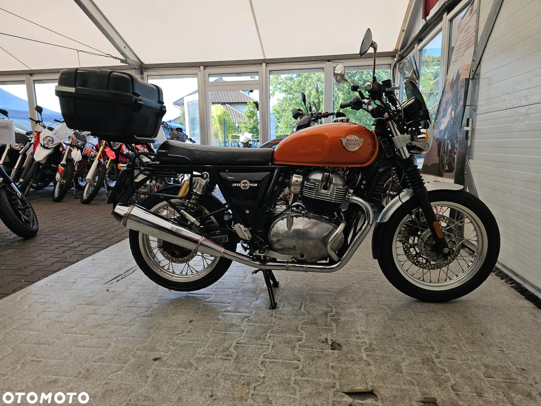 Royal Enfield Continental - 10